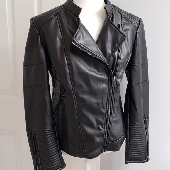 The Limited Jackets & Blazers - 🆕✨The Limited FauxLeather Moto Jacket Black PXL